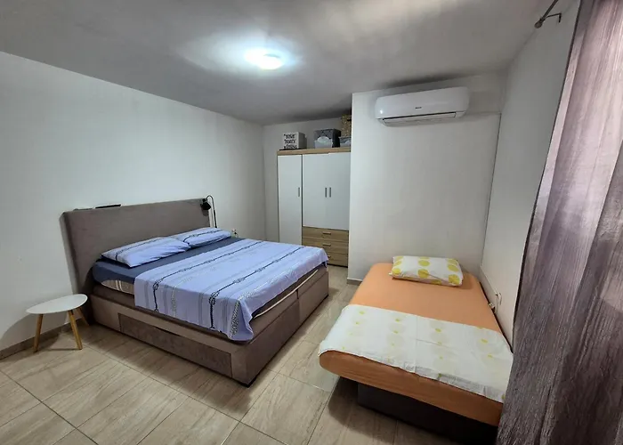 Apartment Stina Solta *